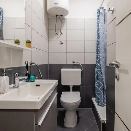 Bernarda 마카르스카