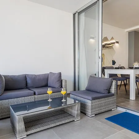 Bernarda * 마카르스카