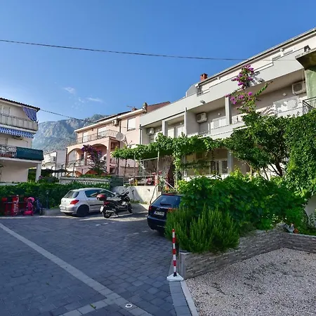 Bernarda * Makarska