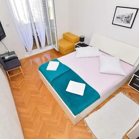 Bernarda Apartment *