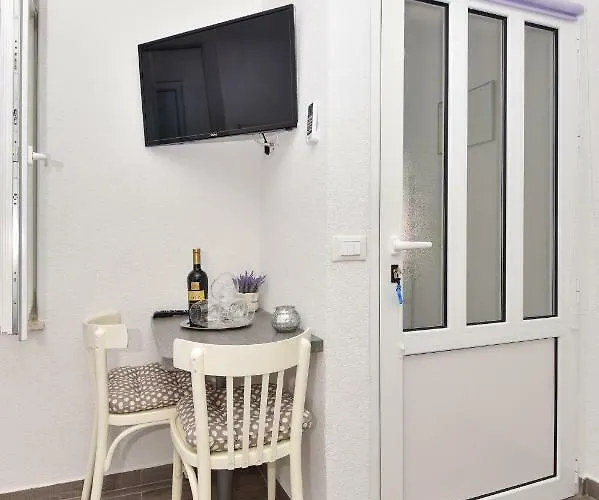 Bernarda Διαμέρισμα *