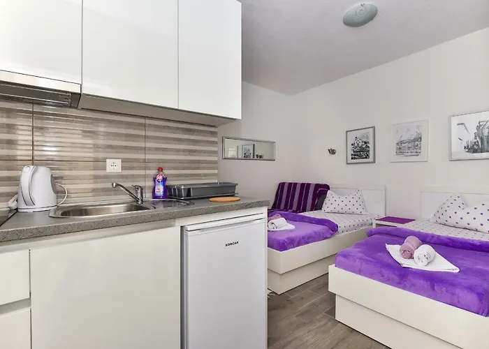 Bernarda * Μακάρσκα